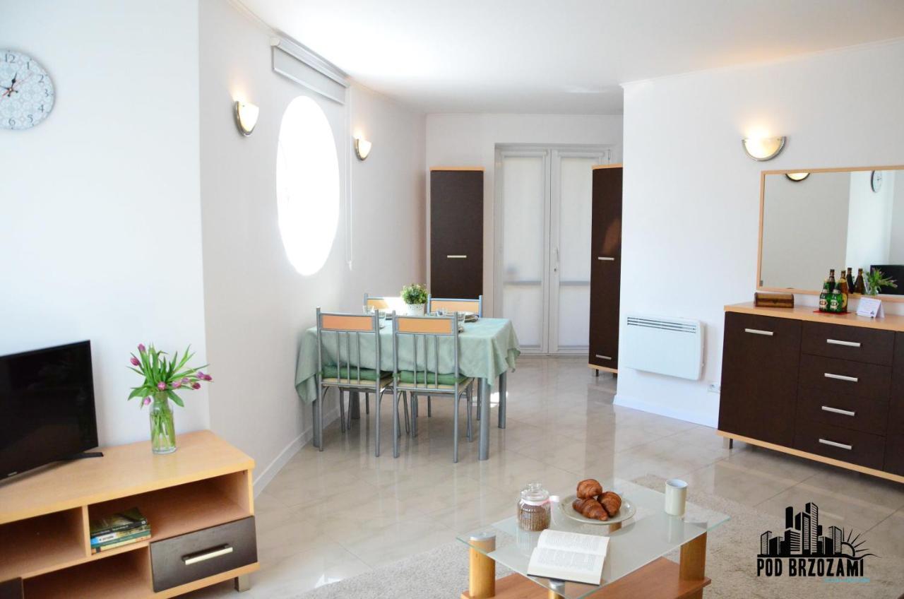 Pod Brzozami Apartamenty Chrobrego 53C أوسترونيه مورسكية المظهر الخارجي الصورة