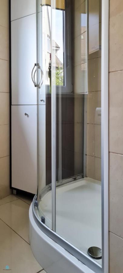 Pod Brzozami Apartamenty Chrobrego 53C أوسترونيه مورسكية المظهر الخارجي الصورة